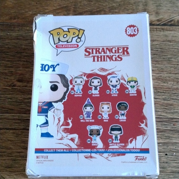 🦋STRANGER THINGS STEVE POP 🦋 - Picture 3 of 7
